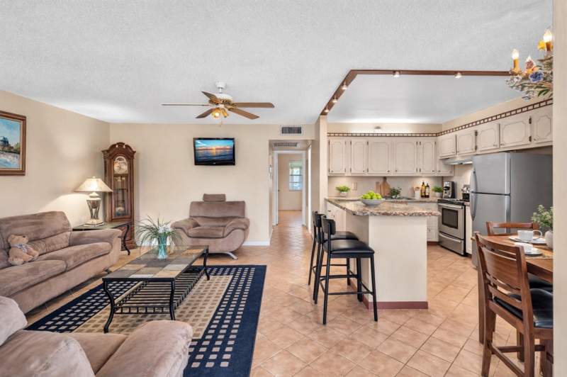 2 bedroom Condominium at 238 Ventnor Q #238, Century Village, Deerfield Beach — photo 3