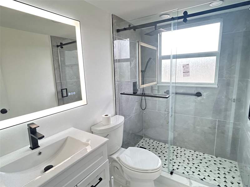 2 bedroom Condominium at 115 Ventnor F #115, Century Village Venton F, Deerfield Beach — photo 4
