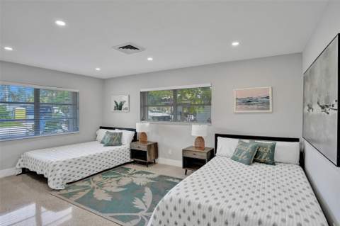 260 Allenwood Drive, Lauderdale-By-The-Sea FL - photo 21 of 67