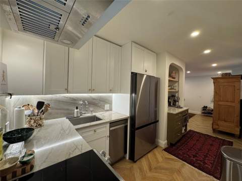 9 NE 19th Court #211C, Wilton Manors FL - photo 9 of 37