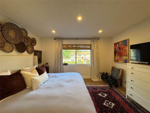 9 NE 19th Court #211C, Wilton Manors FL - photo 13 of 37