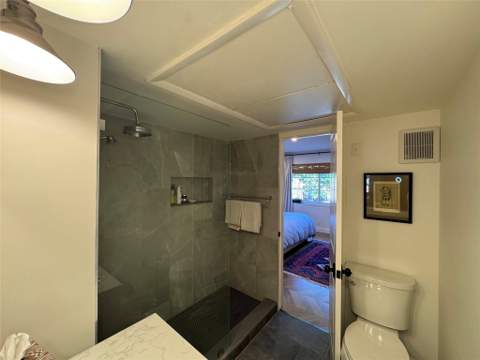 9 NE 19th Court #211C, Wilton Manors FL - photo 15 of 37
