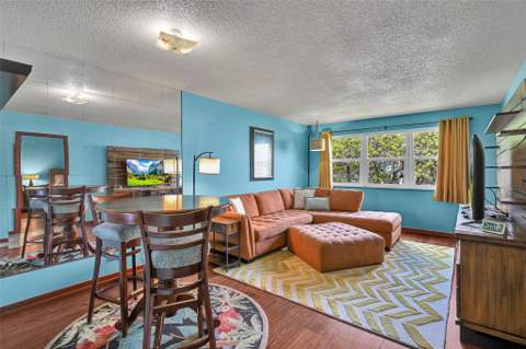 2223 Park Lane #302, Hollywood FL - photo 13 of 27