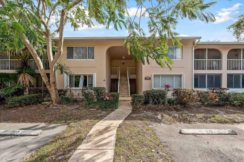 3 bedroom Condominium at 13790 Oneida Drive #B1, Pine Ridge, Delray Beach — photo 2