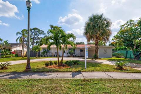 1762 NE 38th Street, Oakland Park FL - photo 13 of 42