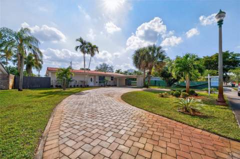 1762 NE 38th Street, Oakland Park FL - photo 21 of 42