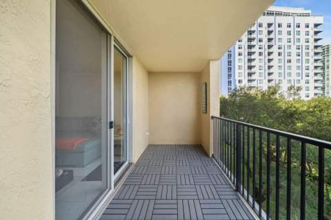 520 SE 5th Avenue #2406, Fort Lauderdale FL - photo 13 of 53