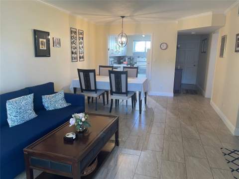2566 S Garden Drive #108, Lake Worth FL - photo 11 of 19