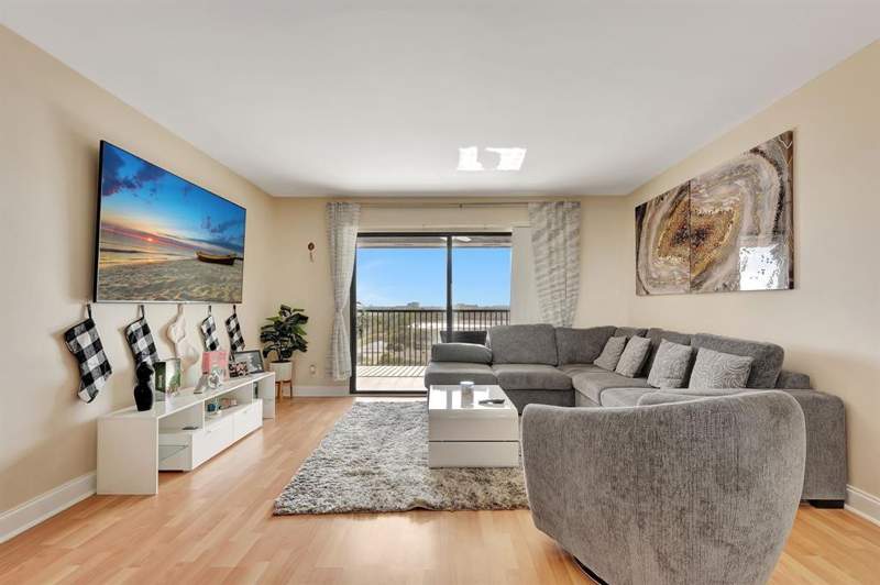 2 bedroom Condominium at 2200 S Cypress Bend Drive #905, Cypress Bend, Pompano Beach — photo 5