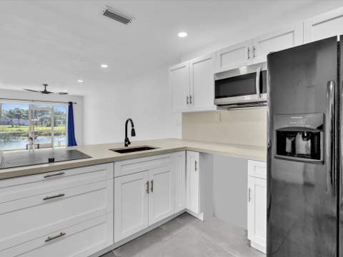 2451 SW 82nd Avenue #108, Davie FL - photo 10 of 47