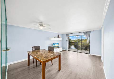 10466 Sunrise Lakes Boulevard #312, Sunrise FL - photo 16 of 57
