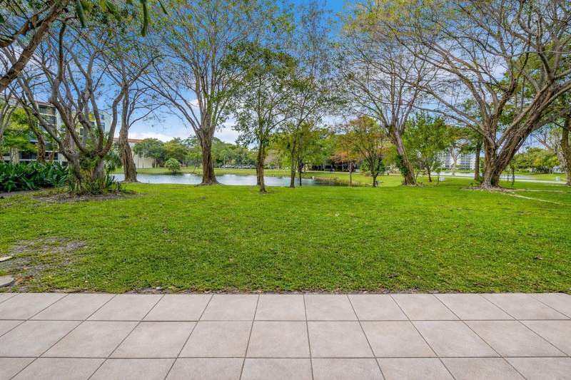 2 bedroom Condominium at 2214 S Cypress Bend Drive #106, Cypress Bend II, Pompano Beach — photo 4