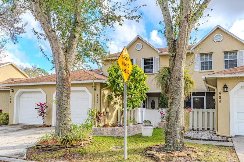3 bedroom Townhouse at 405 Maplewood Drive #405, Joggers Run, Greenacres — photo 2
