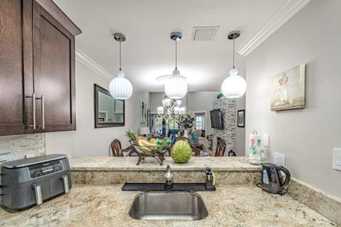 405 Maplewood Drive #405, Greenacres FL - photo 9 of 30