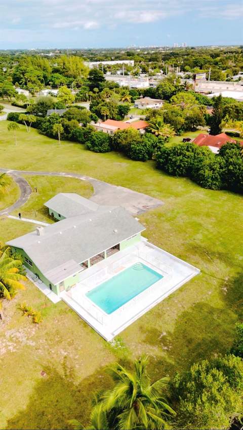 4656 Lillian Avenue, Palm Beach Gardens FL - photo 18 of 28