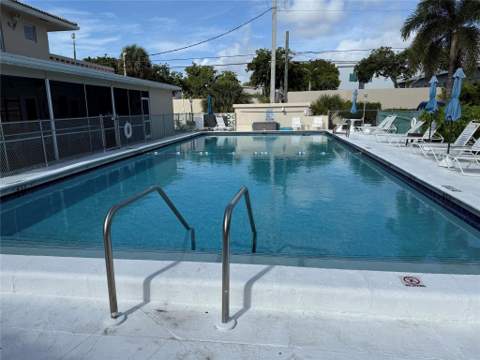 2131 NE 42nd Court #202e, Lighthouse Point FL - photo 21 of 23