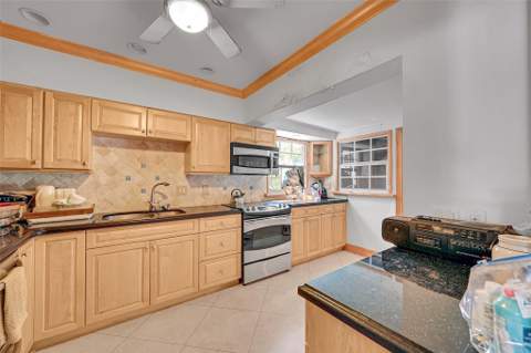 1317 SE 2nd Avenue, Fort Lauderdale FL - photo 11 of 26