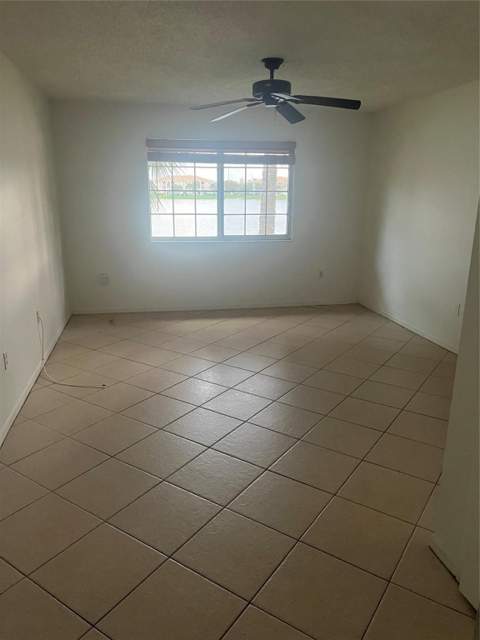 5031 Wiles Road #202, Coconut Creek FL - photo 13 of 19