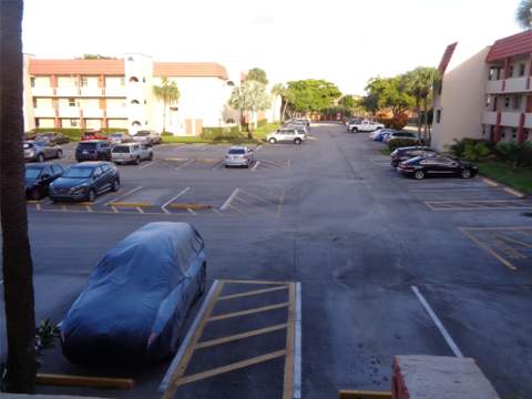 2831 E Sunrise Lakes Drive #209, Sunrise FL - photo 18 of 34