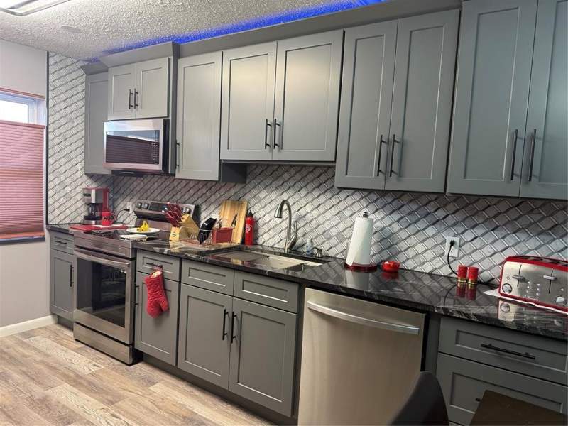 2 bedroom Condominium at 25 SE 13th Street #B2, Palm Royal Apartments, Boca Raton — photo 4