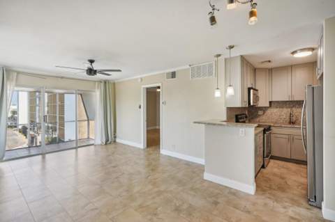3040 NE 16th Avenue #402, Oakland Park FL - photo 6 of 30