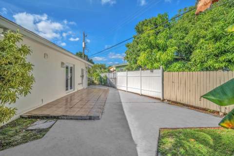 3308 E El Vedado Court, West Palm Beach FL - photo 22 of 24
