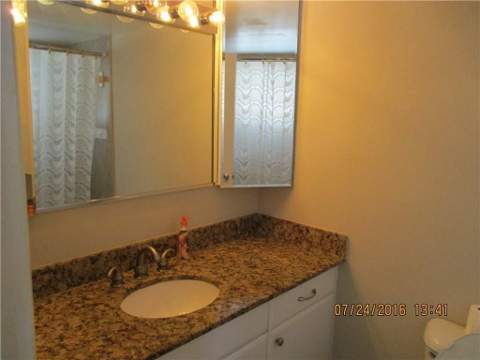 804 SE 7th Street #101, Deerfield Beach FL - photo 13 of 15