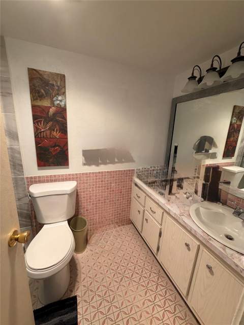 4851 NW 21st #403, Lauderhill FL - photo 9 of 21