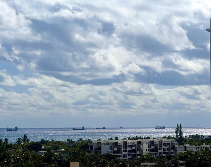 1 bedroom Stock Cooperative at 3200 NE 36th Street #1117, Coral Ridge Towers North, Fort Lauderdale — photo 2