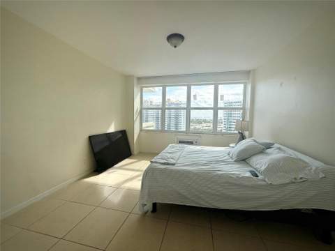 3200 NE 36th Street #1117, Fort Lauderdale FL - photo 9 of 19