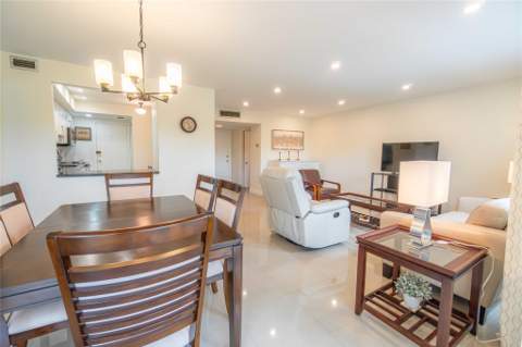 300 Diplomat Parkway #309, Hallandale Beach FL - photo 6 of 25