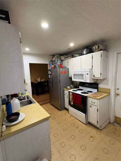 2392 SW 13th Terrace, Boynton Beach FL - photo 8 of 21