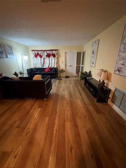 2392 SW 13th Terrace, Boynton Beach FL - photo 12 of 21