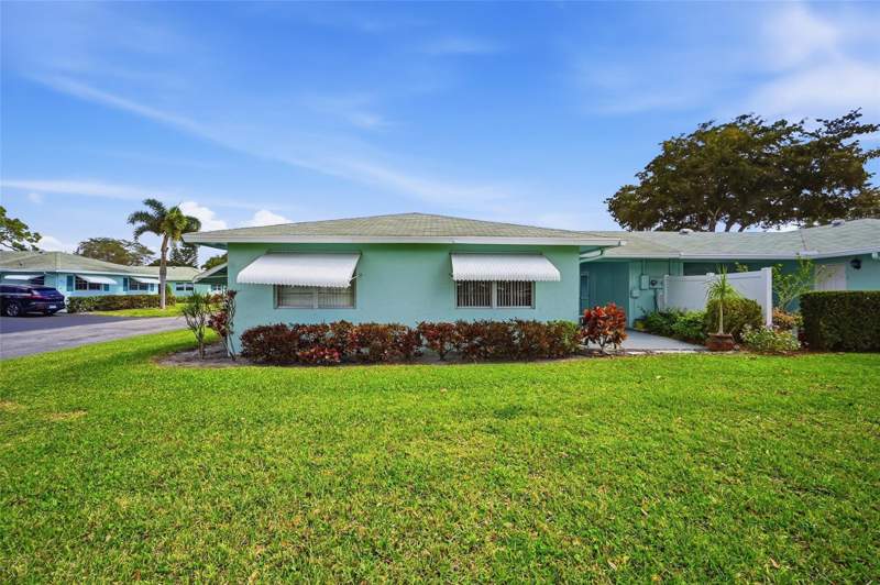 2 bedroom Villa at 602 Hummingbird Lane #602, Country Manors, Delray Beach — photo 5
