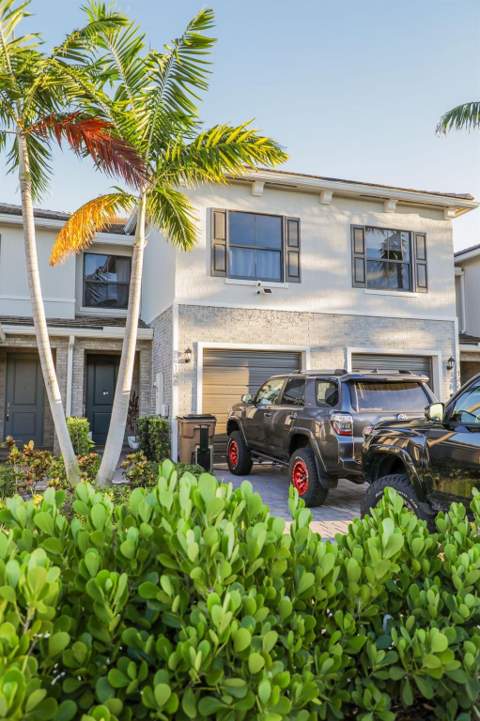 148 SE 5th Court, Deerfield Beach FL - photo 23 of 24