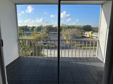 1000 Country Club Drive #403, Margate FL - photo 16 of 45