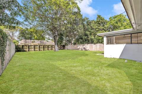1317 NW 7th Terrace, Fort Lauderdale FL - photo 20 of 21