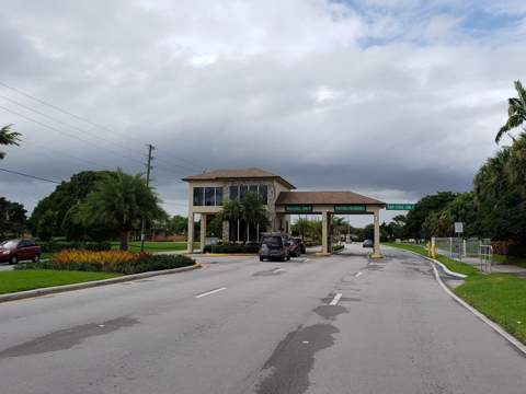 551 SW 135 Avenue #216b, Pembroke Pines FL - photo 23 of 33