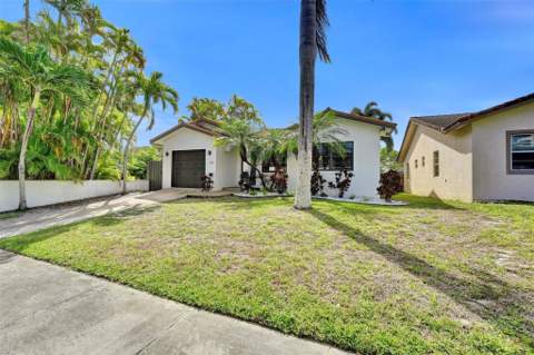 210 SE Park Street, Dania Beach FL - photo 11 of 39