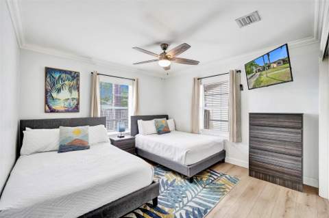 210 SE Park Street, Dania Beach FL - photo 20 of 39
