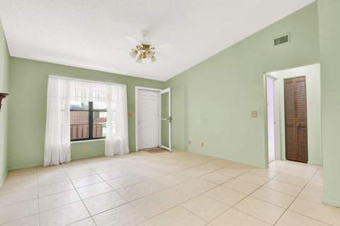 8091 SE Villa Circle, Hobe Sound FL - photo 8 of 26