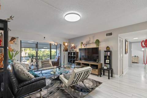 712 Sunny Pine Way #E2, Greenacres FL - photo 6 of 38
