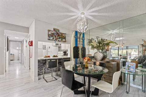 712 Sunny Pine Way #E2, Greenacres FL - photo 10 of 38