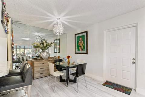 712 Sunny Pine Way #E2, Greenacres FL - photo 11 of 38
