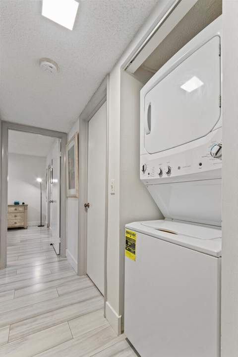 712 Sunny Pine Way #E2, Greenacres FL - photo 16 of 38