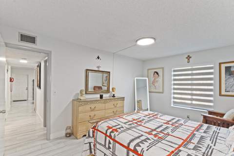 712 Sunny Pine Way #E2, Greenacres FL - photo 21 of 38
