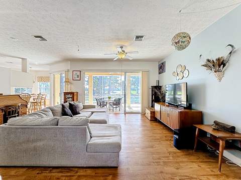 2342 SE Grand Drive, Port St. Lucie FL - photo 6 of 26