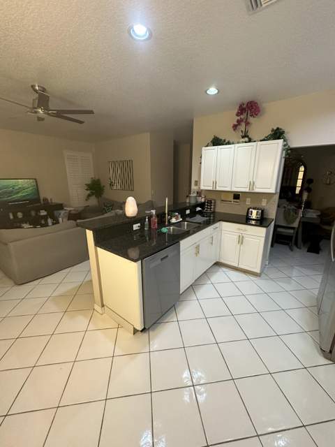 6864 Torch Key Street #6864, Greenacres FL - photo 13 of 24