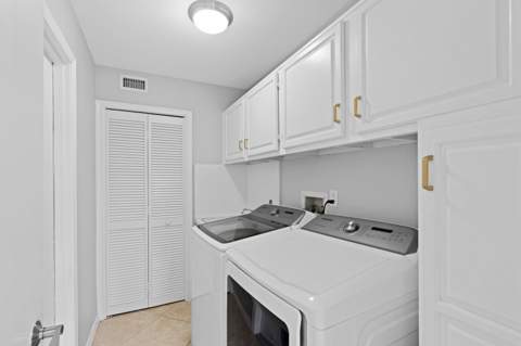 925 Foxpointe Circle, Delray Beach FL - photo 19 of 21