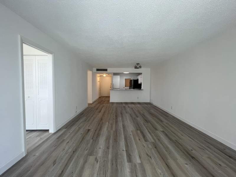 3 bedroom Condominium at 6161 NW 2nd Avenue #114, Boca Teeca Condo 4, Boca Raton — photo 4